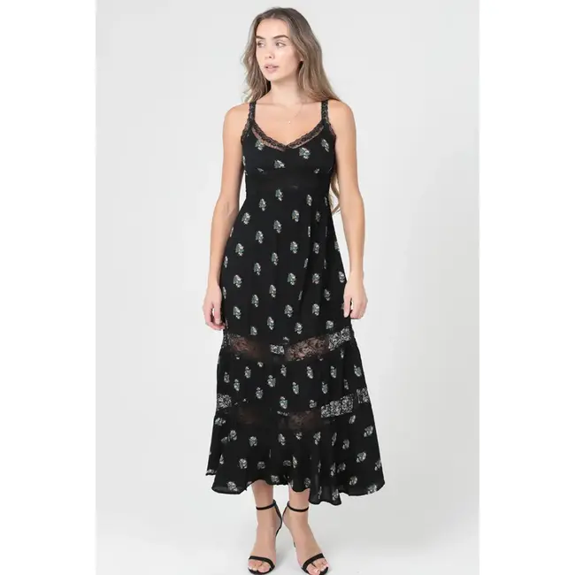 Angie Angie Tiered Maxi w/ Lace Panels (C4G39)