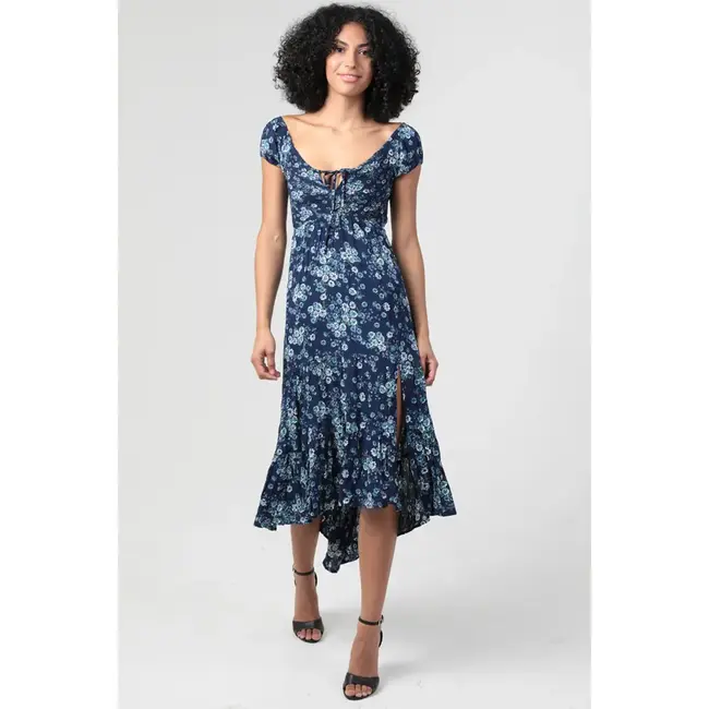 Angie Angie Smocked Bodice Twist Back Maxi Dress (F4K79)