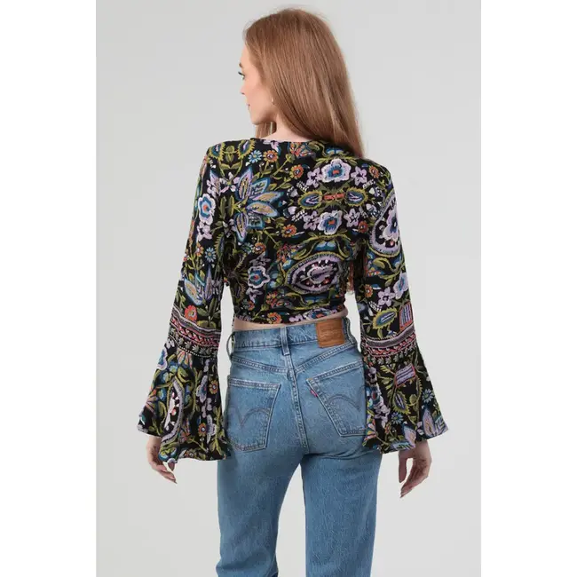 Angie Angie Top w/ Border Neckline (C2E02)