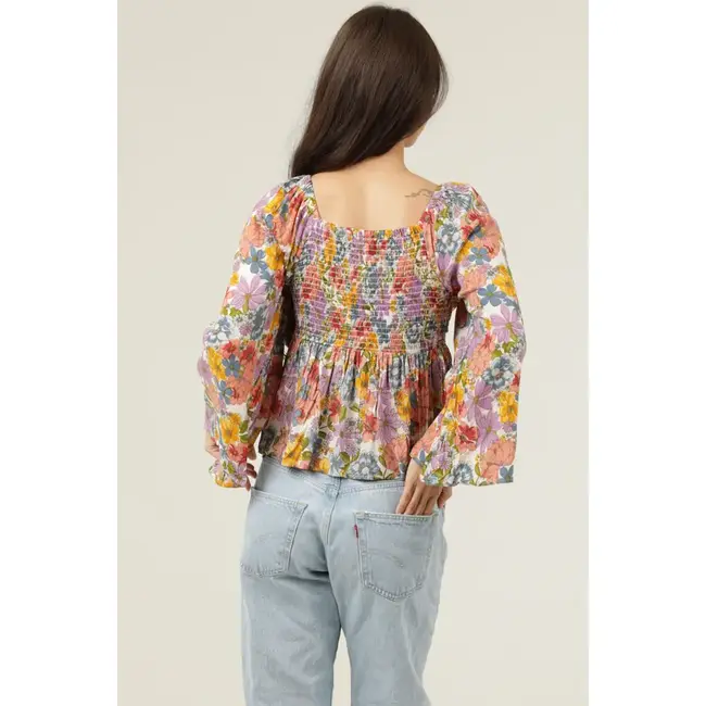 Angie Angie Twist front LS Top (C2E20)