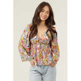 Angie Angie Twist front LS Top (C2E20)