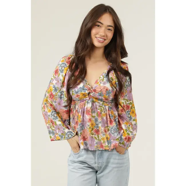 Angie Twist front LS Top (C2E20)