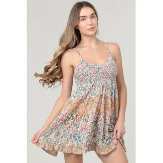 Angie Angie Smocked Bodice VNeck Dress(C4B28)