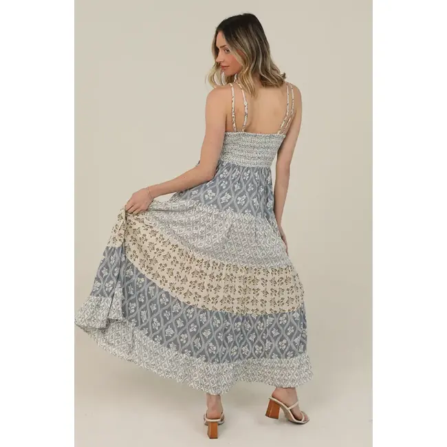 Angie Maxi Dress w/Lace Detail (C4D14)