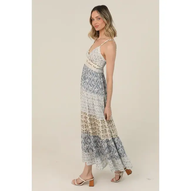 Angie Angie Maxi Dress w/Lace Detail (C4D14)