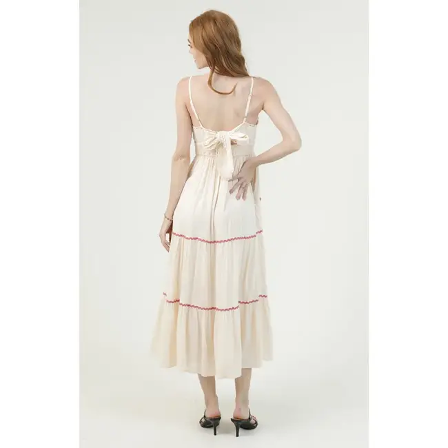 Angie Tie Back Embroidered Detail Dress (C4J58)