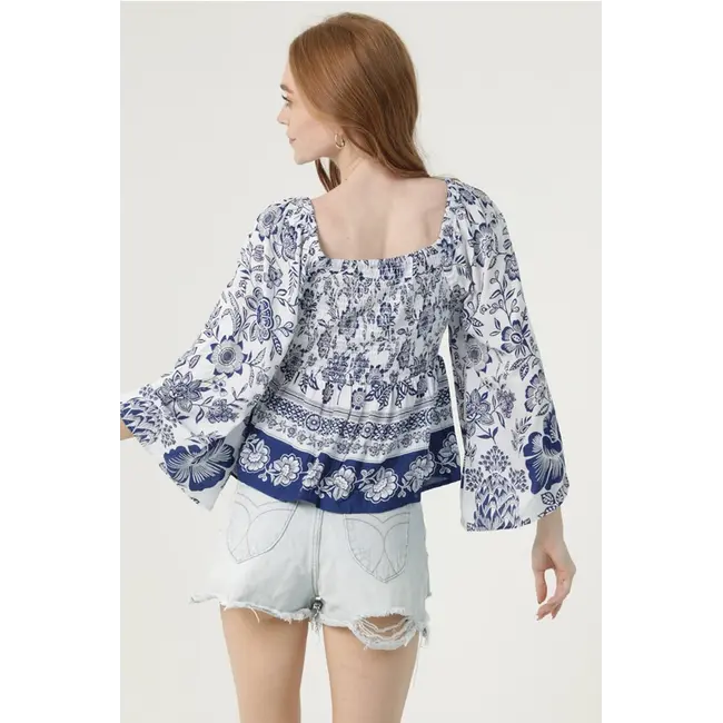 Angie Angie Twist front LS Top (C2E20)