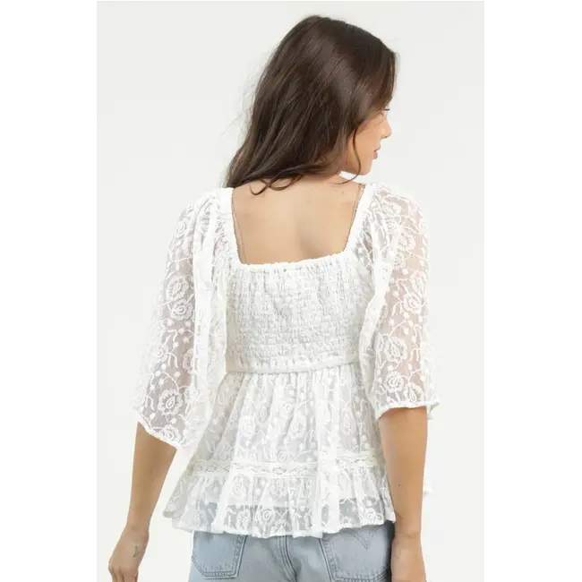 Angie Angie Twist Front elbow sleeve top (C2D99)