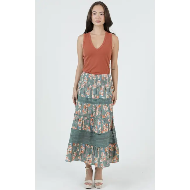 Smocked Waist Tiered Maxi Skirt (B6A92)