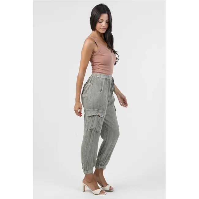 Angie Acid wash Cargo Pant(B3847)