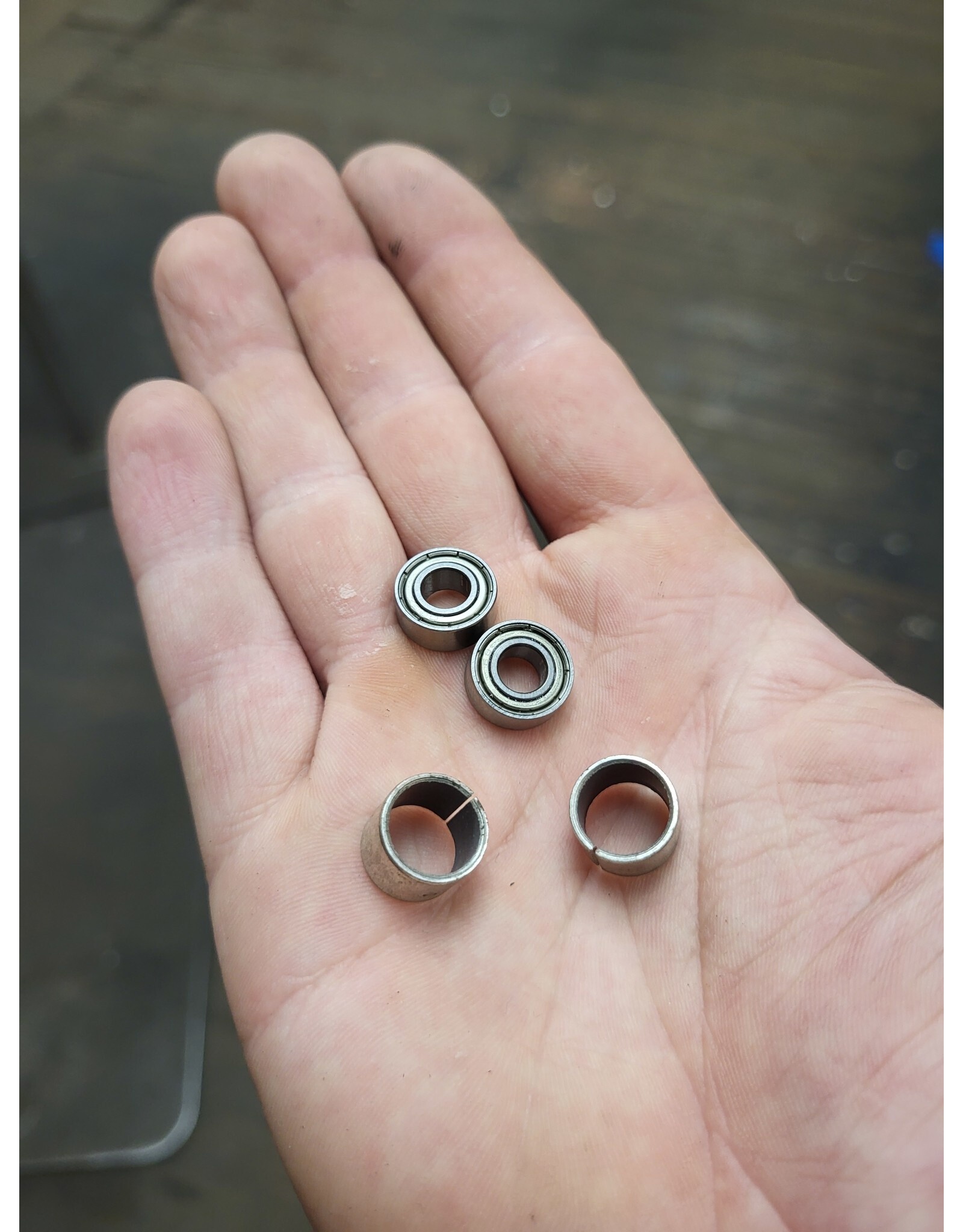 Wellgo Wellgo Pedal Bearing Kit Includes 2 686Z Bearings and 2 DU Bushings