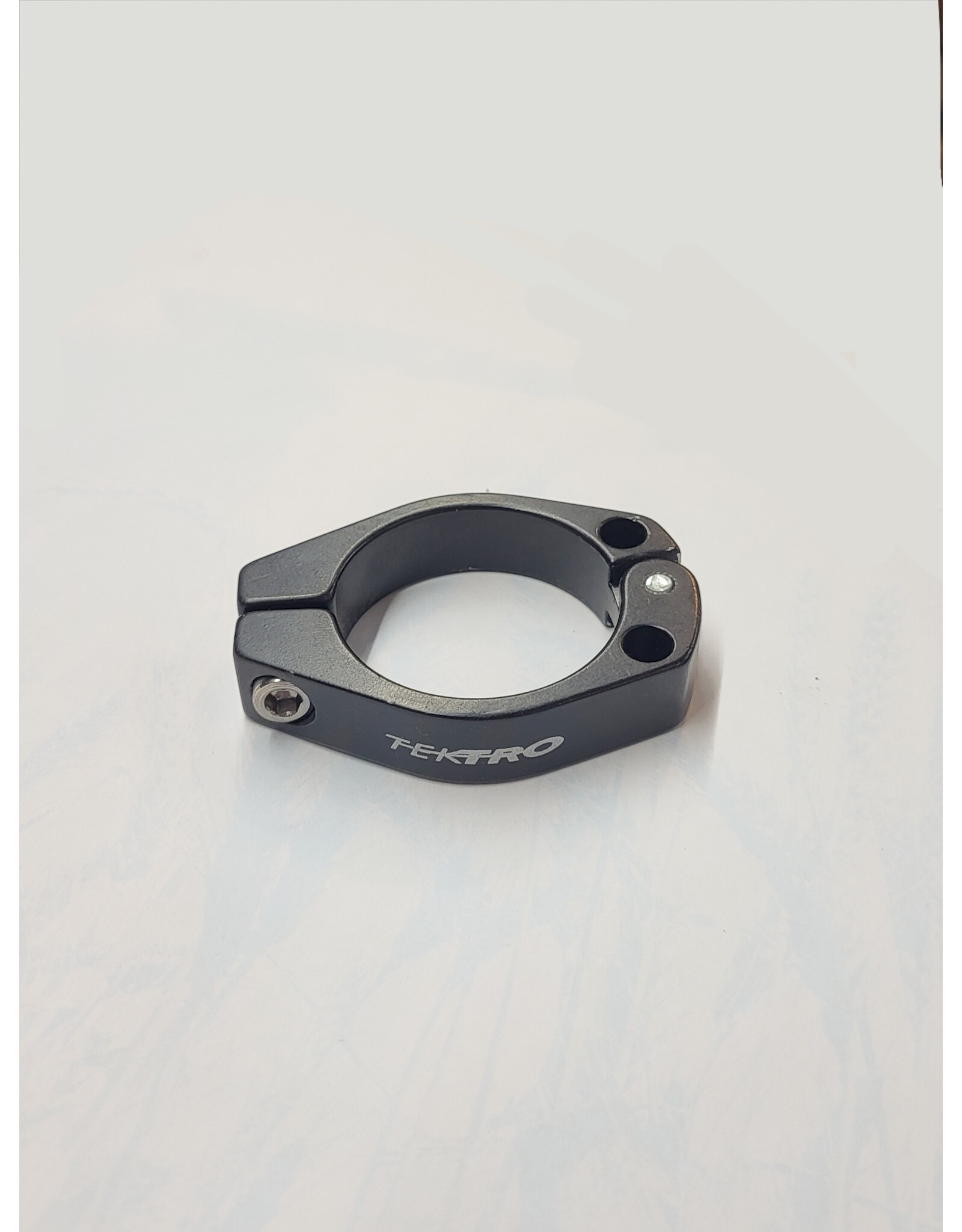 Tektro Tektro Clamp On Cable Stop For Two Cables 34.9mm