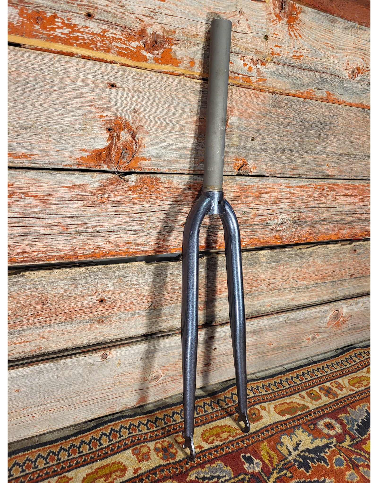 Pake Pake Rum Runner 1-1/8'' Threadless Fork 700c Silver Mercury