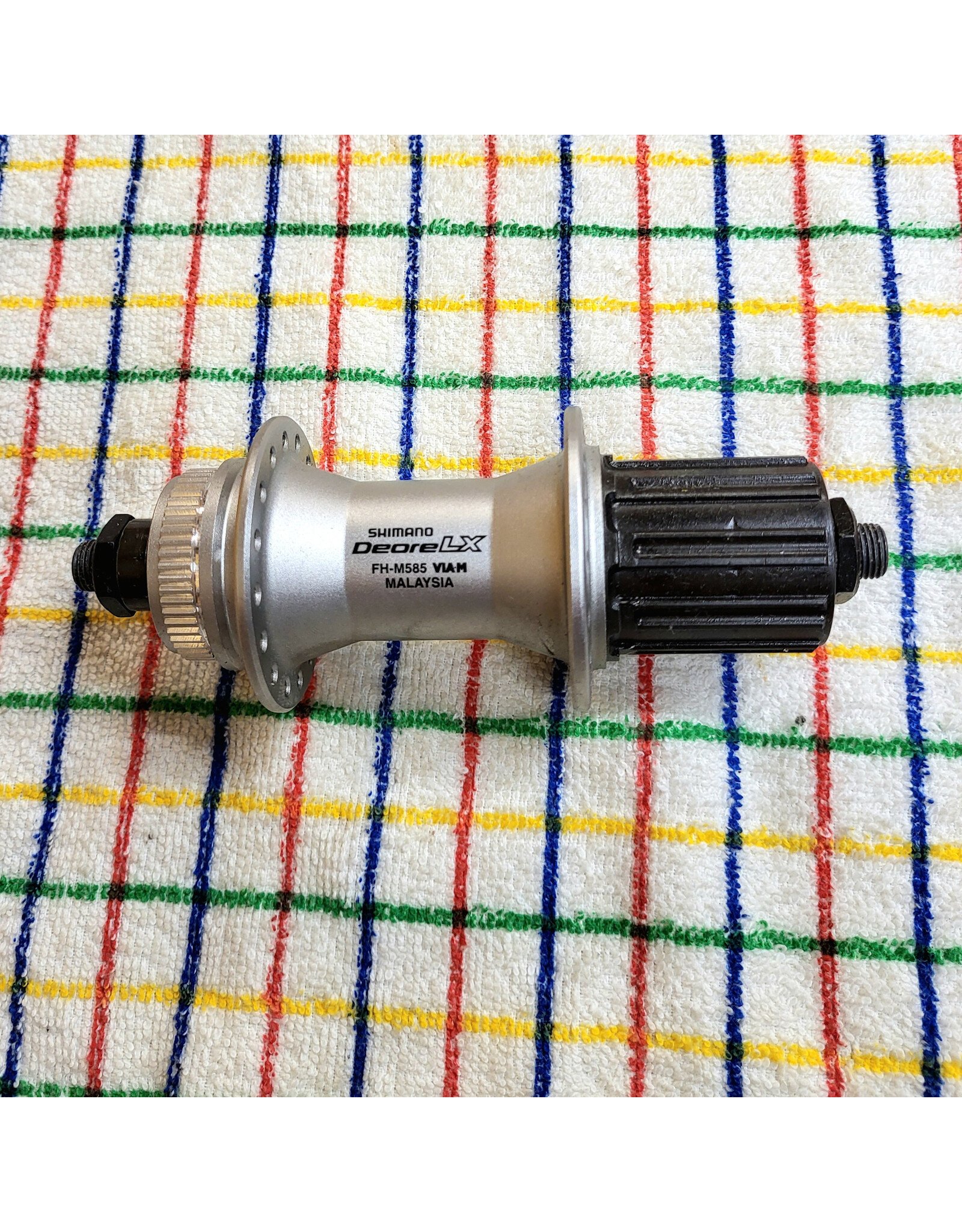 Shimano NOS Shimano FH-M585 Deore LX Center Lock Disc 32h Rear Hub