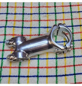 Basic Threadless Stem 31.8mm Clamp 7 Degrees 80mm Silver