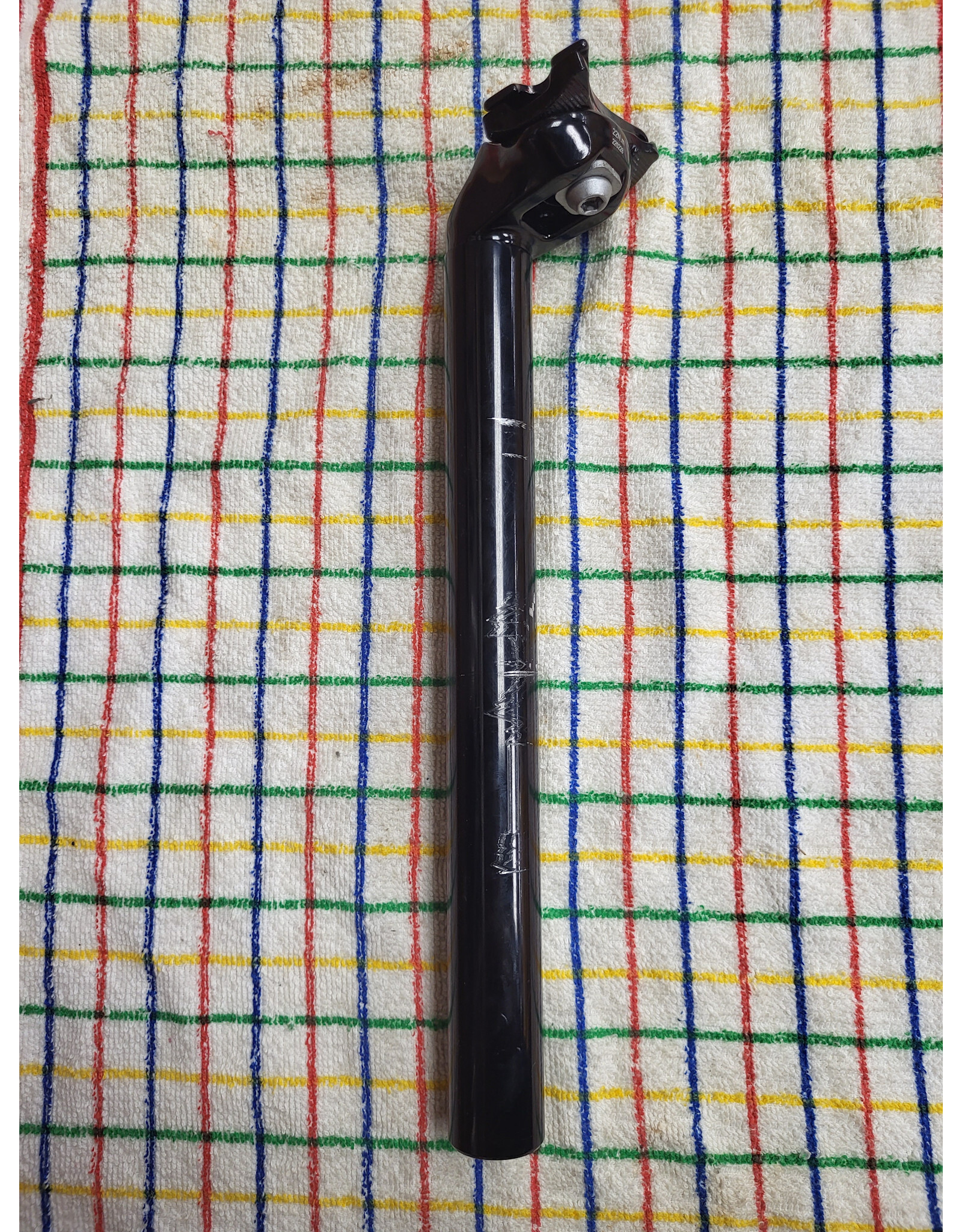 Basic Seatpost 28.6mm x 300mm Long Black *Blem*