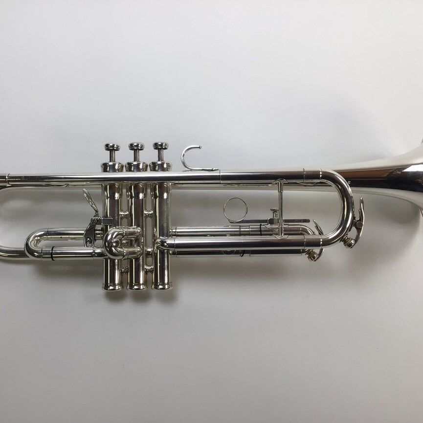 Used King Silver Flair Bb Trumpet (SN: 412889)