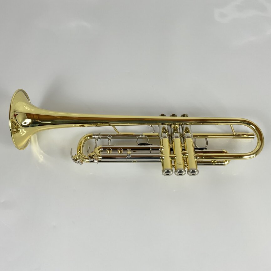 Demo Yamaha YTR-8345II Bb Trumpet (SN: 566522)