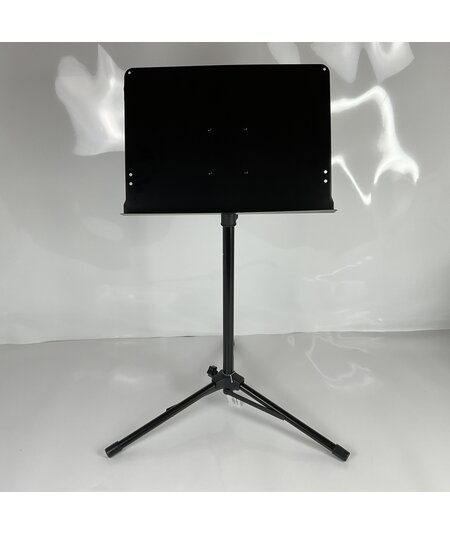 Demo Nomad NBS-1410 Heavy-Duty Solid Desk Music Stand [33481]