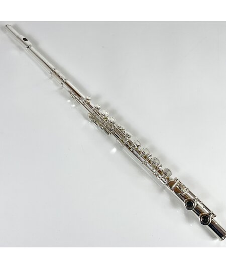 Used Giardinelli GFL-301 Student Flute (SN: FL22040863A)