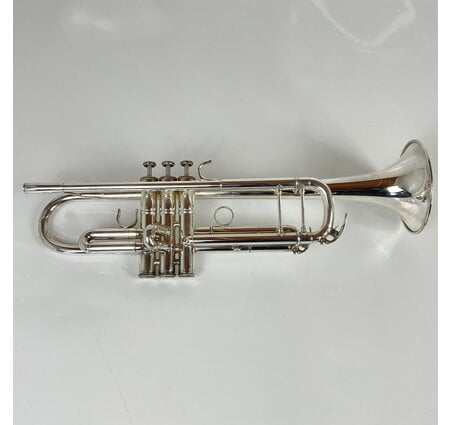 Used Yamaha YTR-8335US Bb Trumpet (SN: 402003)