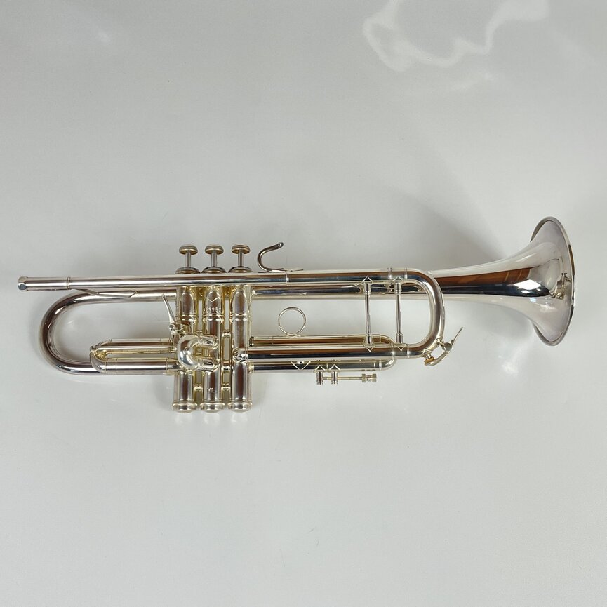 Used Bach 37 Bb Trumpet (SN: 389960)