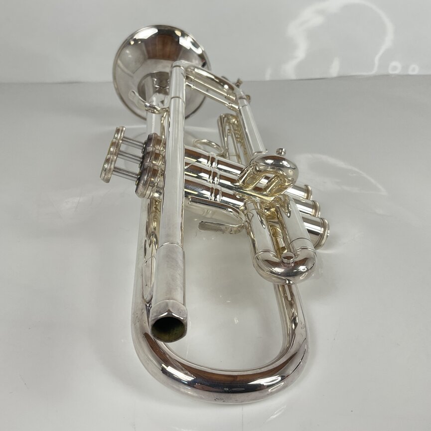 Used Bach 37 Bb Trumpet (SN: 418504)