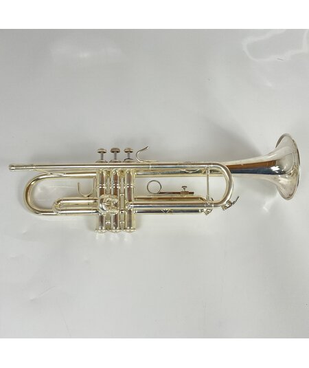 Used Bach TR200S Bb Trumpet (SN: 402246)