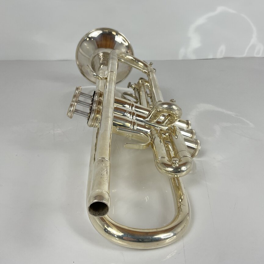 Used Bach TR200S Bb Trumpet (SN: 402246)