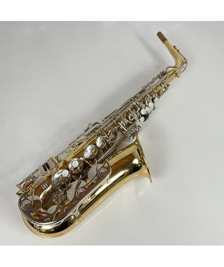 Used Bundy Eb Alto Saxophone (SN: AS10070067)