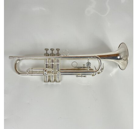 Used Holton ST-302 Bb Trumpet (SN: 546656)