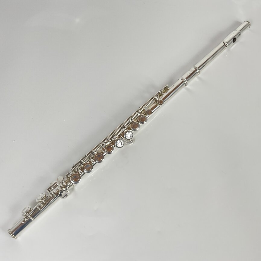 Used Selmer FL-302 Student Flute (SN: 8049692)