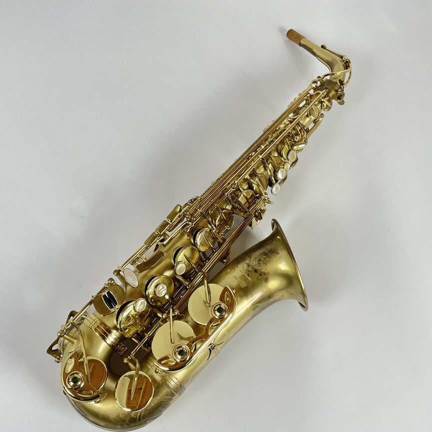 Used Selmer Series III Eb Alto Saxophone (SN: N.698111)