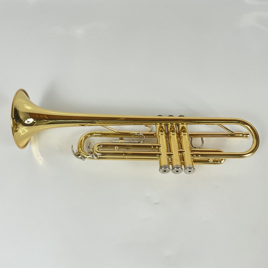 Used Yamaha YTR-2330 Bb Trumpet (SN: V17076)