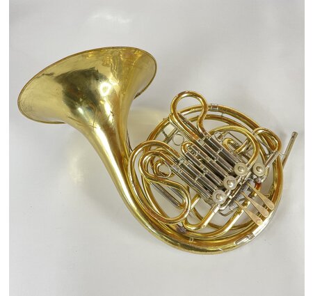 Used Holton H180 F/Bb Double French Horn (SN: 526080)
