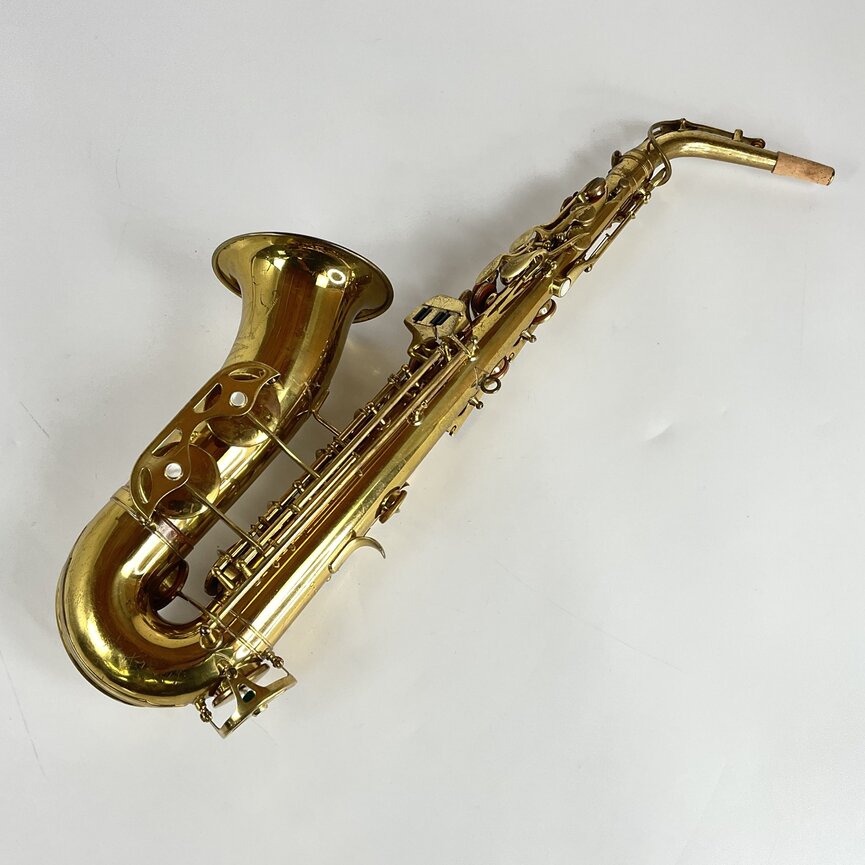 Used Getzen Elkhorn Eb Alto Saxophone (SN: 04582)