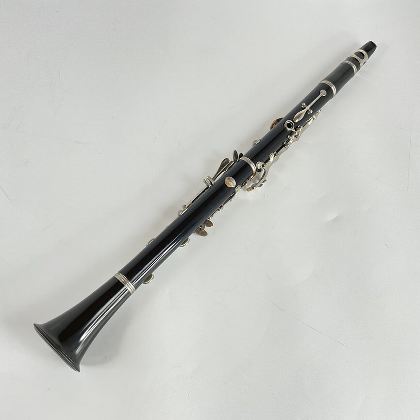Used Bundy Bb Clarinet (SN: 590124)