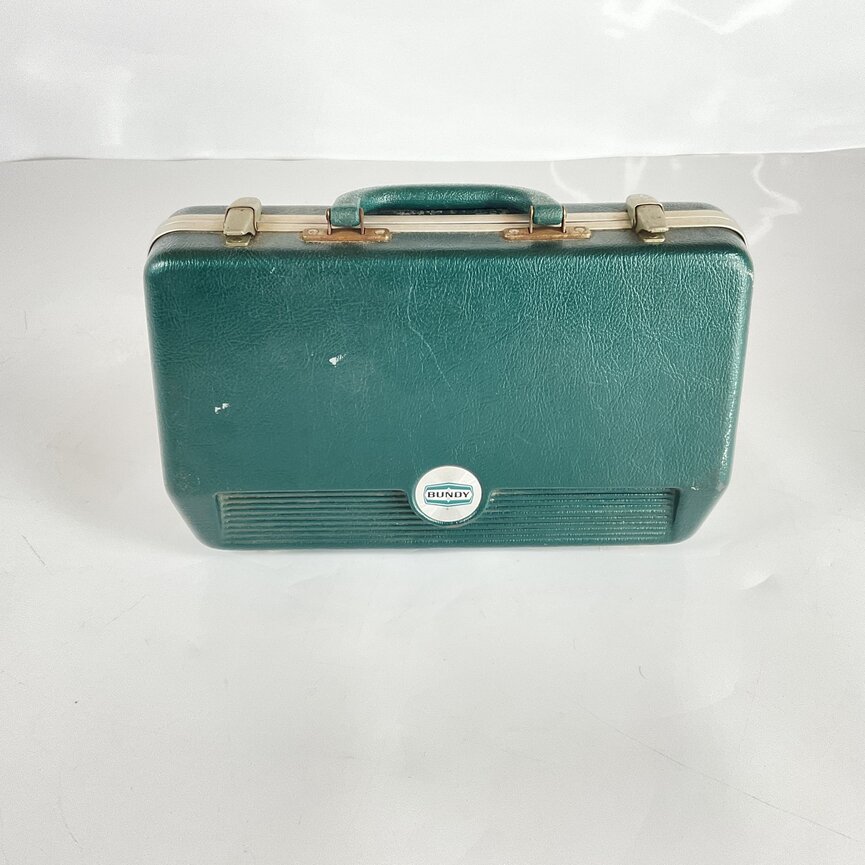 Used Bundy Bb Clarinet (SN: 590124)