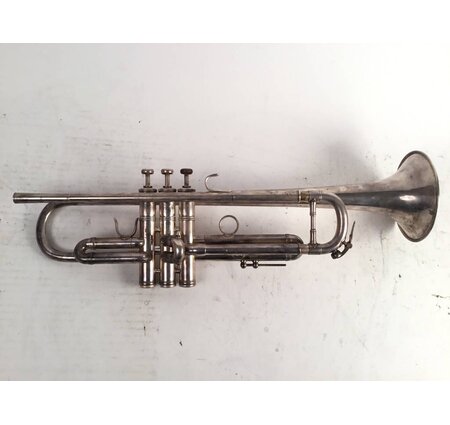 Used  LA Benge 3X  Bb Trumpet (SN: 14264)