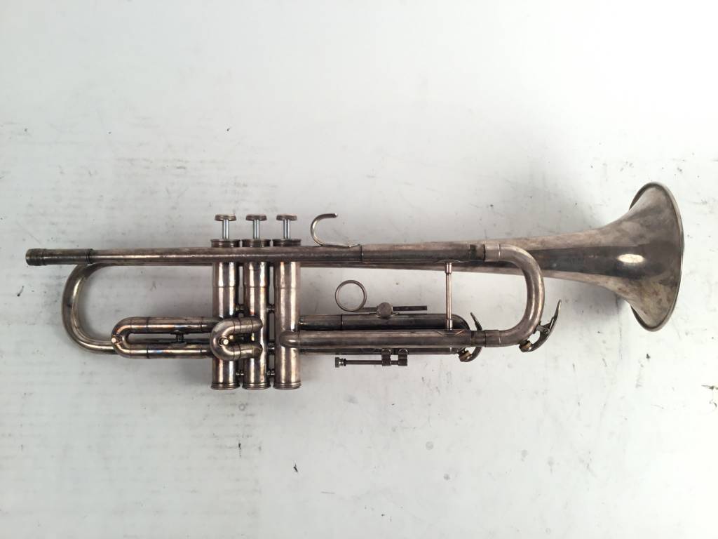 Conn connellation trumpet dating