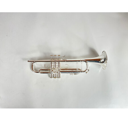 Demo Bach LT180S37 Bb Trumpet (SN: 795905)