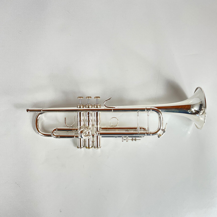 Demo Bach LT180S37 Bb Trumpet (SN: 795905)
