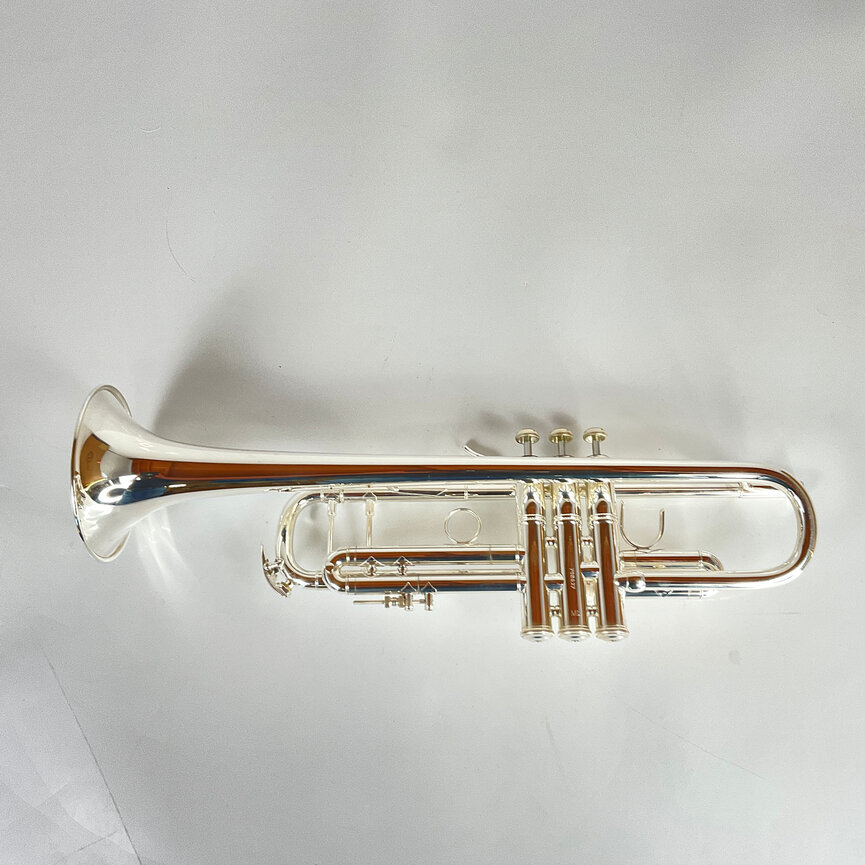 Demo Bach 180S37G Bb Trumpet (SN: 790627)