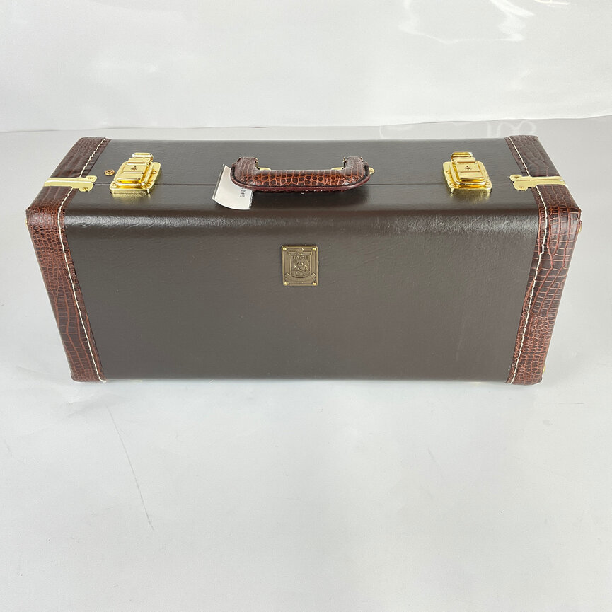 Demo Bach 180S37G Bb Trumpet (SN: 790627)
