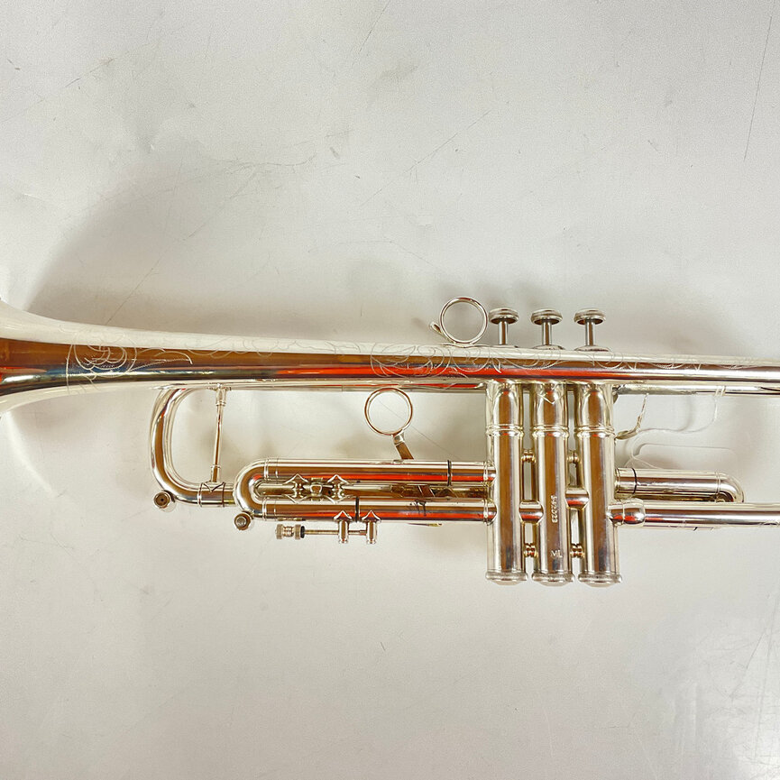 Used Bach LR72 Bb Trumpet (SN: 692023)