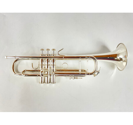 Demo Bach 180S37G Bb Trumpet (SN: 797343)