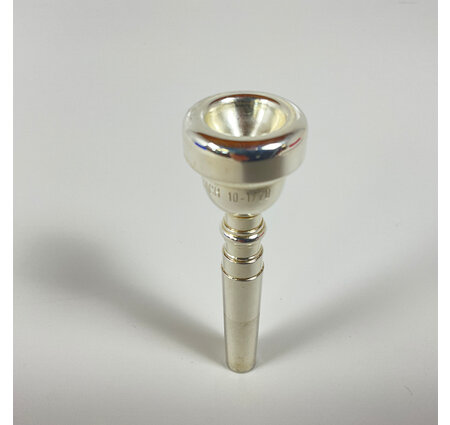 Used Bach 10 1/2D Trumpet [39816]