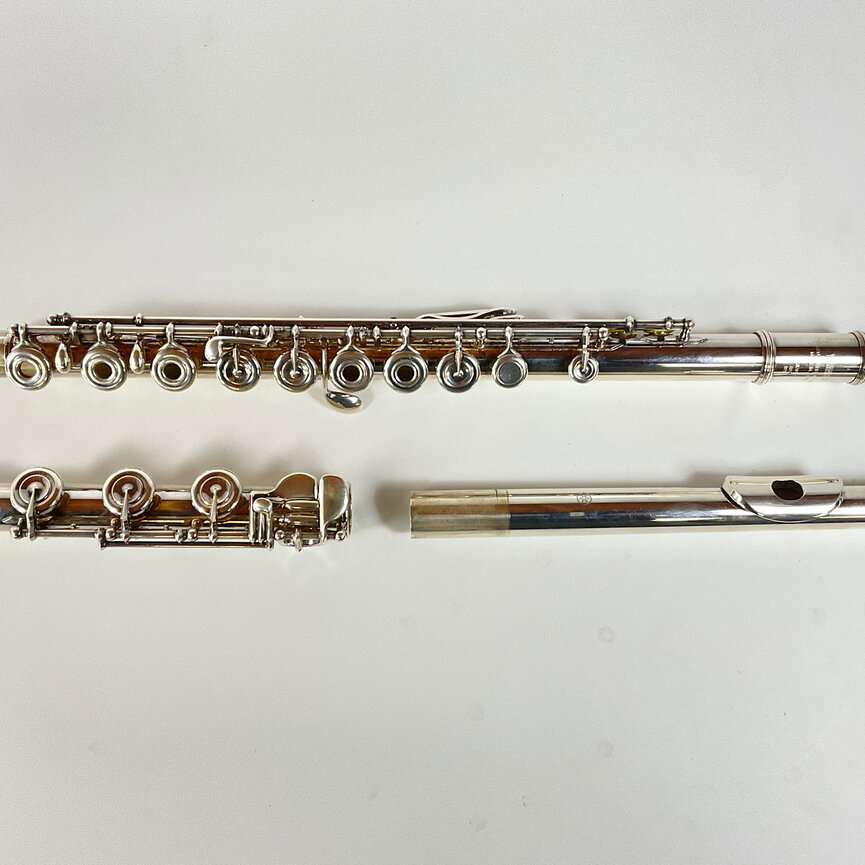 Used Yamaha YFL-581 Flute (SN:054176)