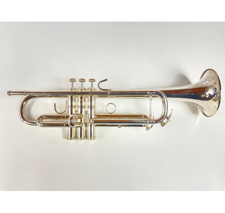 Used Bach "Vincent" Bb Trumpet (SN: 765560)