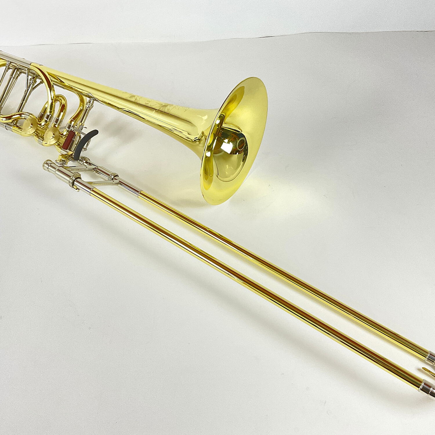 Demo S.E. Shires Q Series TBQ36YRX Bb/F/Gb/D Bass Trombone